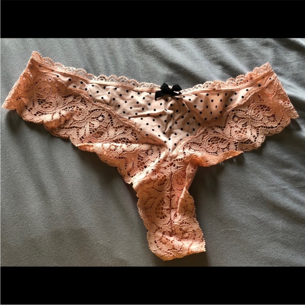 NWT Victoria Secret Pink lace Polka dot Pantie Size Small